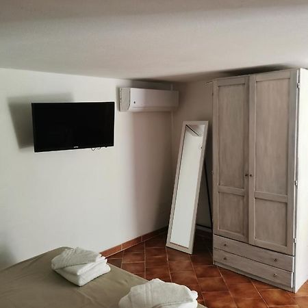 Loft Luna Олбия Екстериор снимка